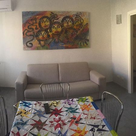 Residence Torretta Beach Crucoli Kültér fotó